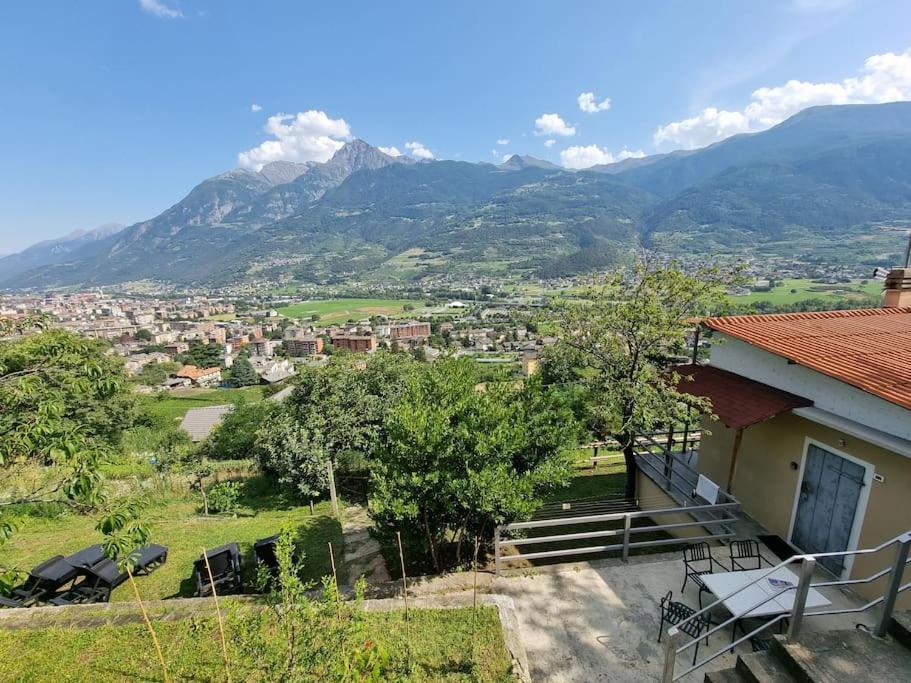 Casa Le Vignole - Aosta Villa Exteriör bild